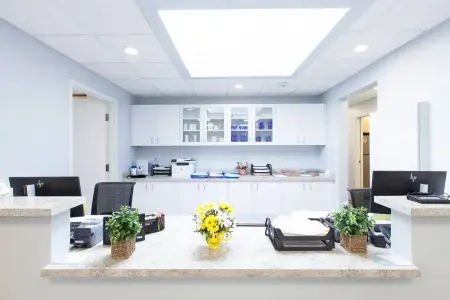 2024connors-apderm-32web-qt8fa1n0fw31bsj9qp5fvngc35zbbpn8i1a48cv0hk